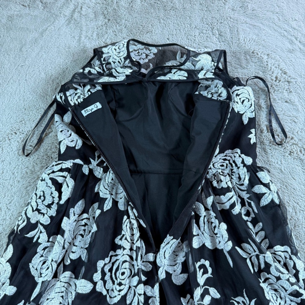 Eliza J Black White Floral Embroidered Mesh Fit Flare Dress Coquette Evening 10 - Picture 7 of 14